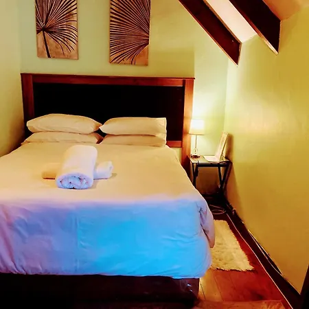 Zagorski'S Bed And Breakfast Bloubergstrand Exterior photo